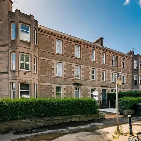 Modern 3Bhk Near Edinburgh Zoo Apartment Exterior photo